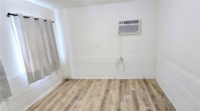 Building Photo - 5747 Jefferson Ave