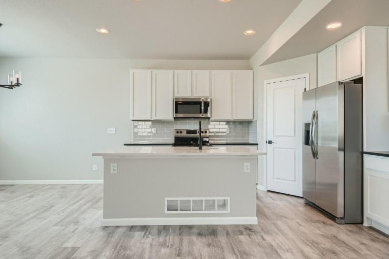 Building Photo - 2620 Brookstone Dr