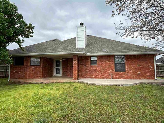 Building Photo - 1506 SW 69th St