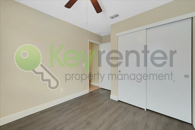 Building Photo - 3040 Danehurst Ct