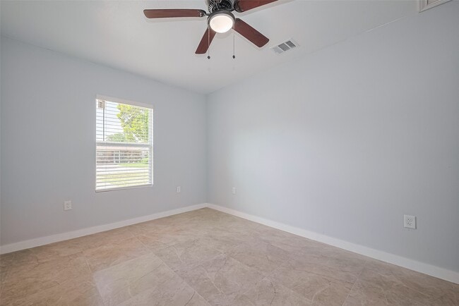 Building Photo - 52 Penway St