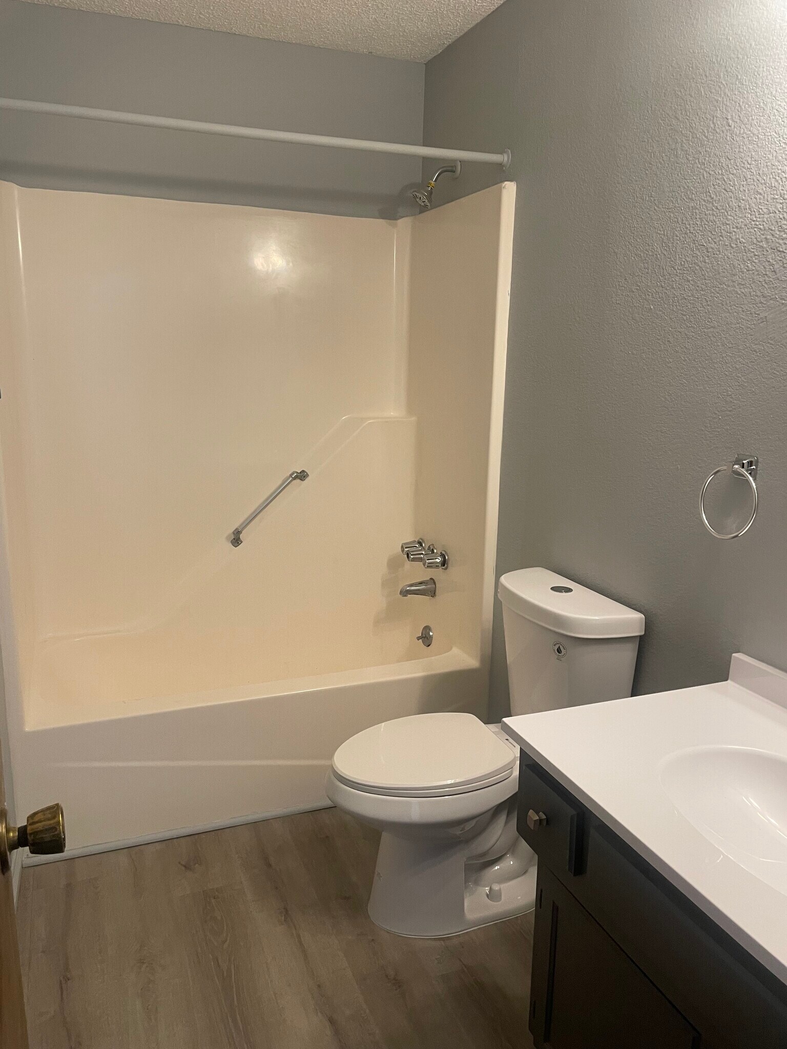 Upstairs bathroom - 17419 E 42nd St S