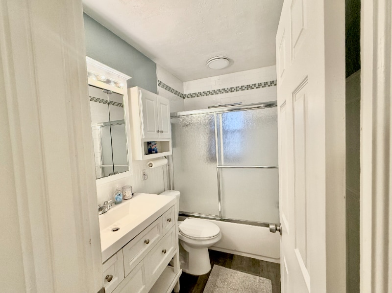 Building Photo - 1 Gibbs Cir