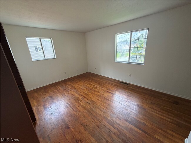 Building Photo - 4426 Cherryhurst Dr