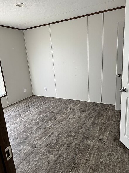 Building Photo - 744 County Road 1210