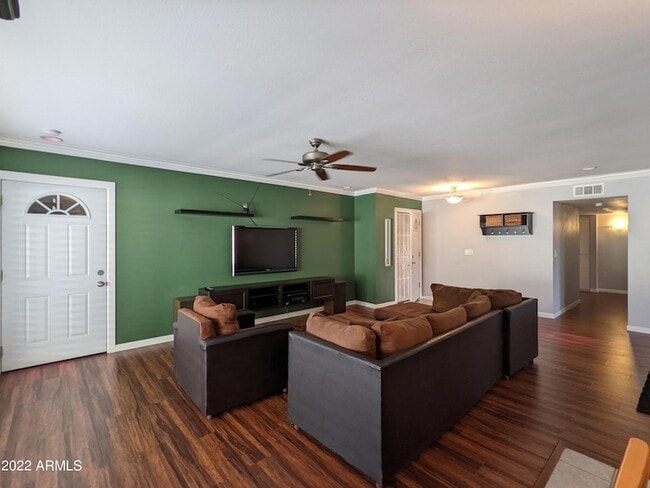 Building Photo - 10044 N 39th Ln