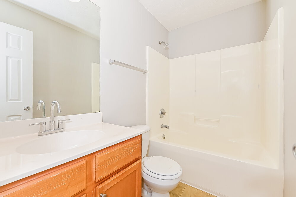 Building Photo - 100 Astilbe Meadow Dr