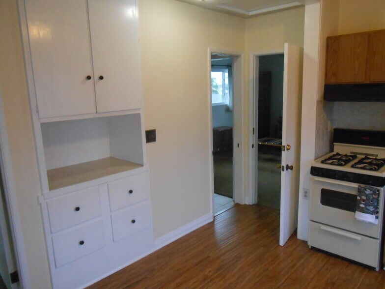 Building Photo - 23121 Romano Pl