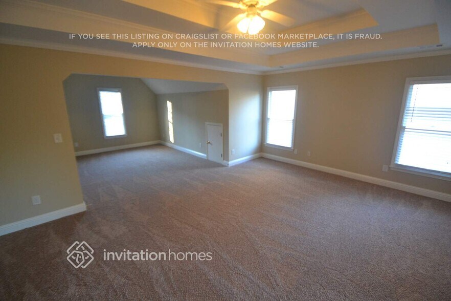 Building Photo - 1451 Heatherglade Ln