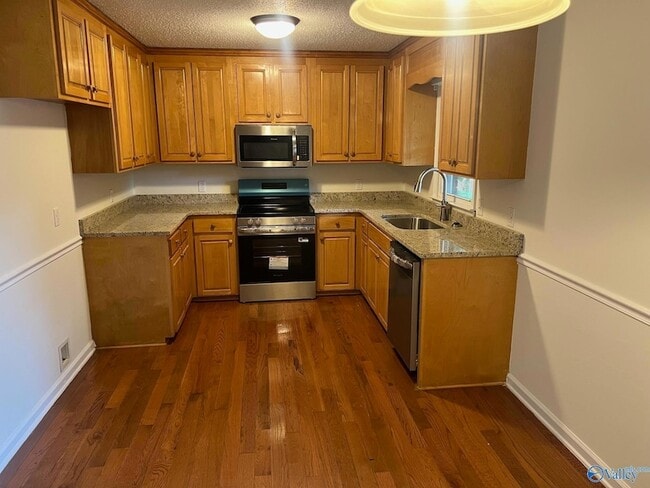 Building Photo - 111 Cepha Dr