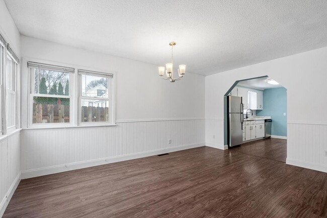 Building Photo - 5705 Logan Ave S