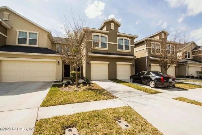 Building Photo - 12286 Black Walnut Ct