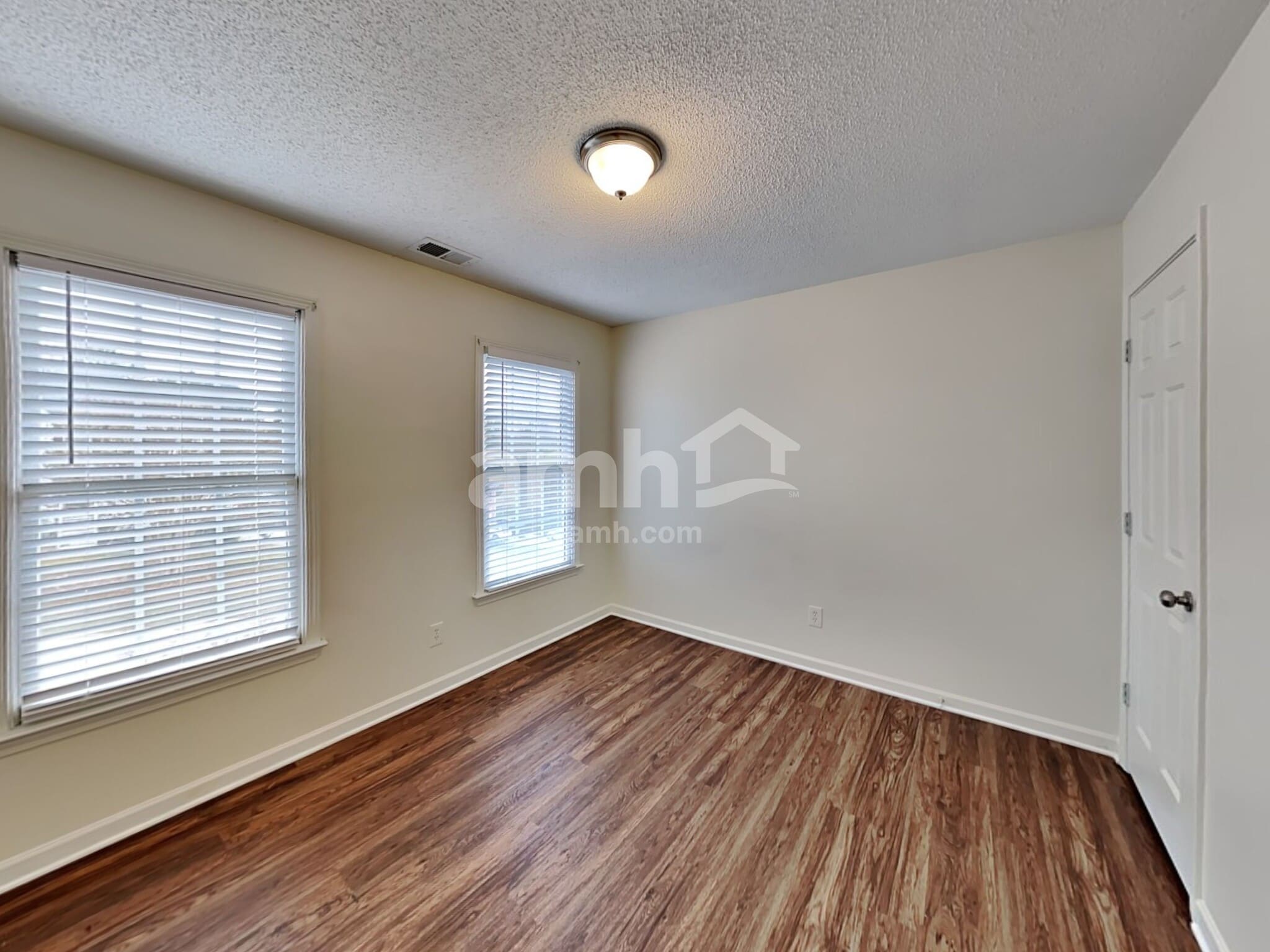 Building Photo - 170 Steeple Chase Trail