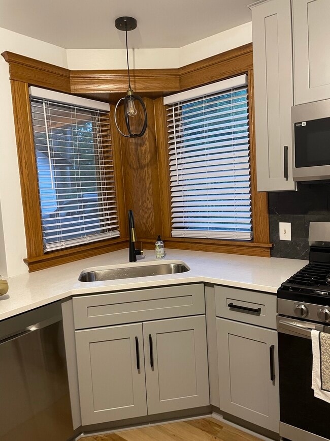 Kitchen - 11 3rd Ave NW