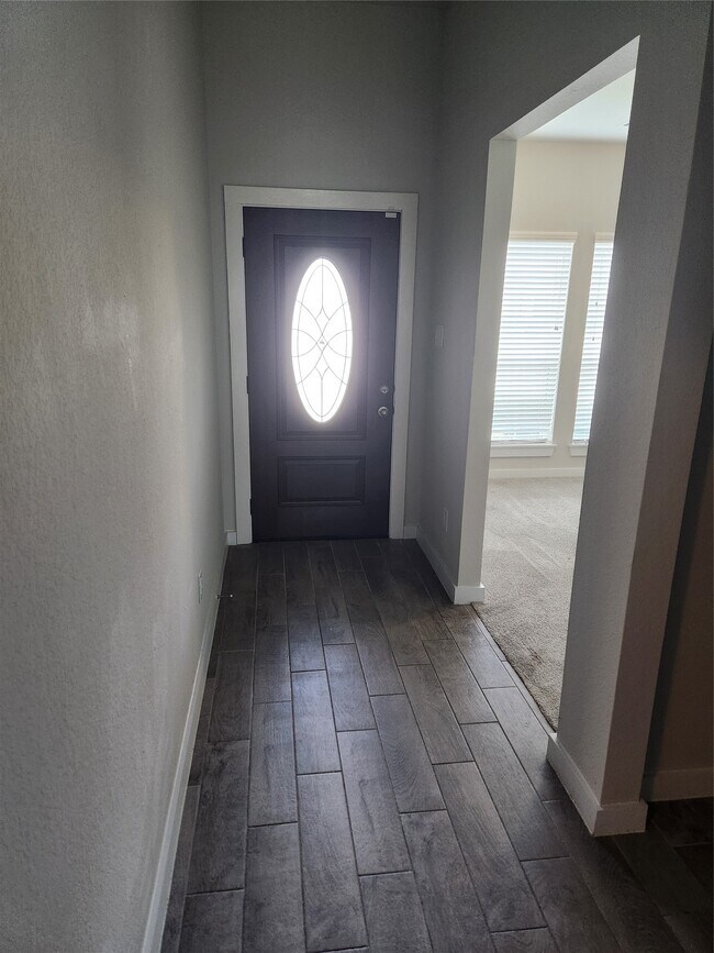 Building Photo - 4326 Wyanngate Dr