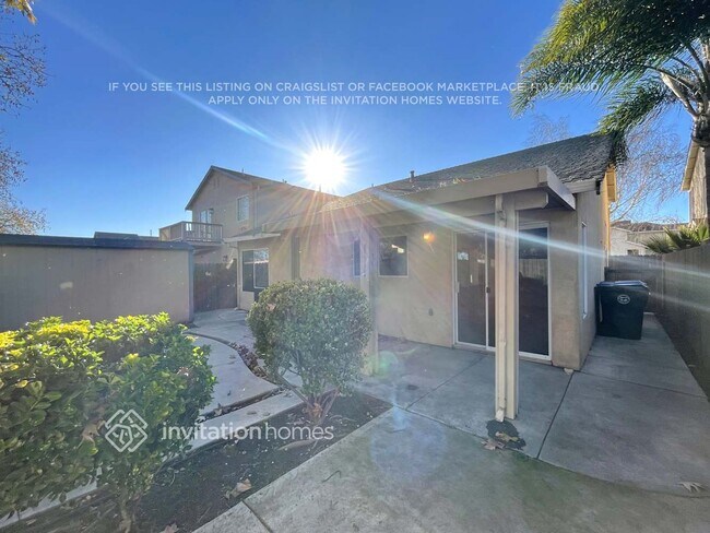 Building Photo - 456 Victory Ave