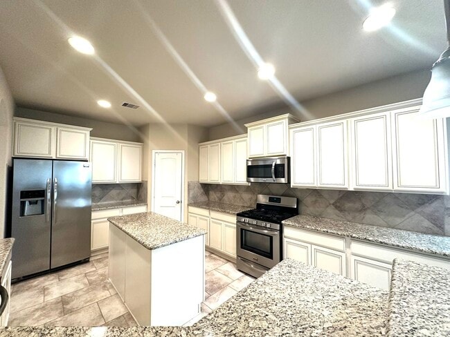 Building Photo - 22407 Ebbets Field Dr