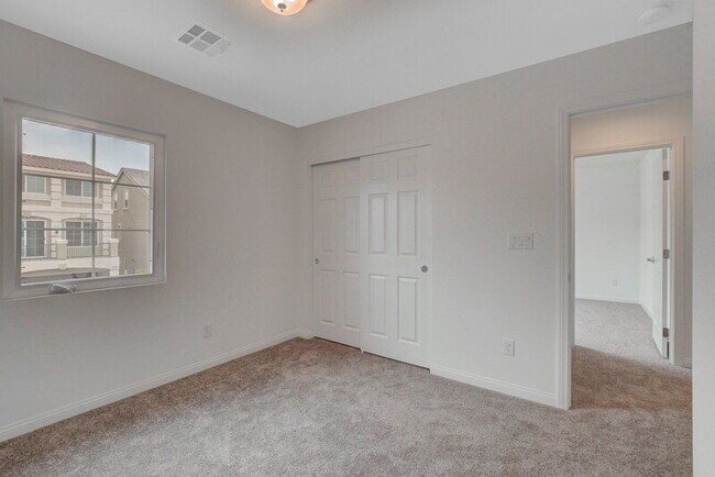 Building Photo - 7027 Jasper Hill Way
