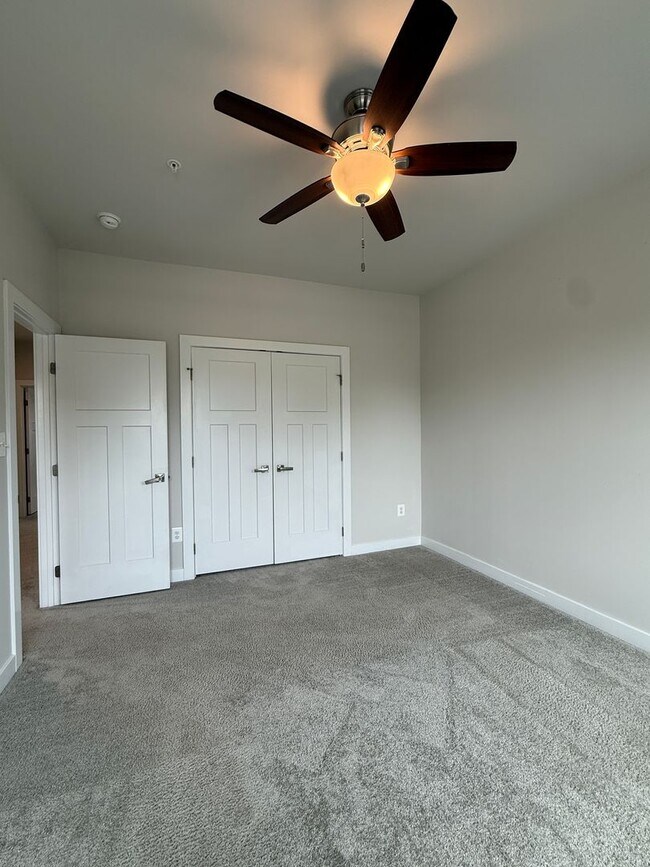 Building Photo - Stunning Greenleigh Home with 4 Bedrooms, 4.5 Baths & Designer Kitchen