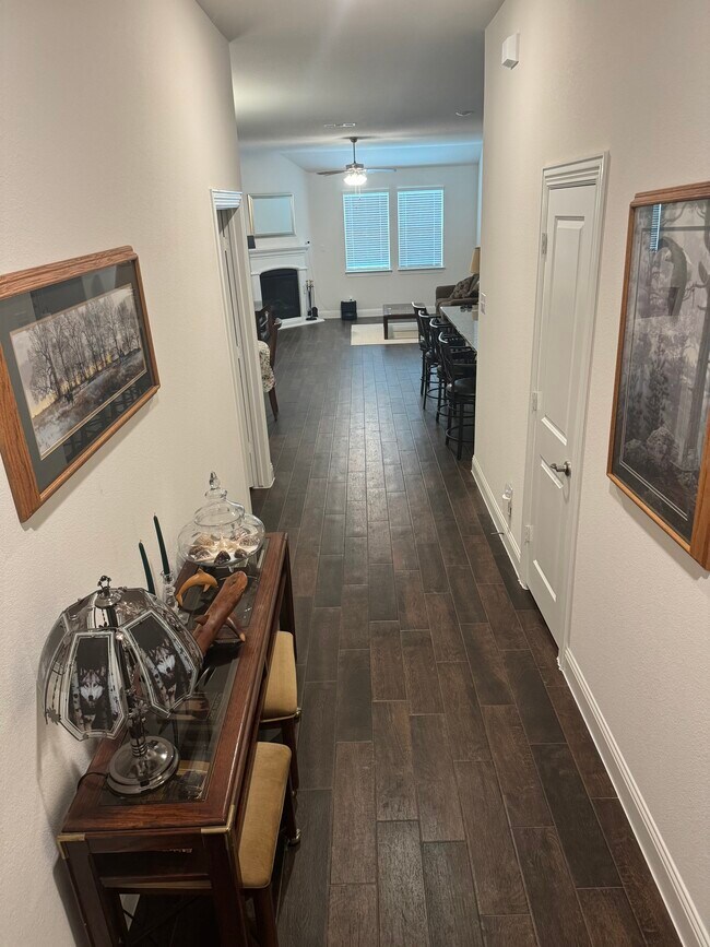 Building Photo - 4627 Shivers Ln