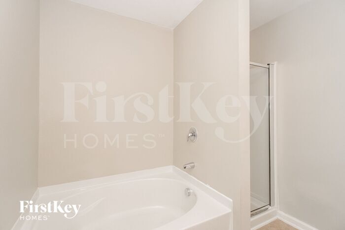 Building Photo - 1562 Welford Dr