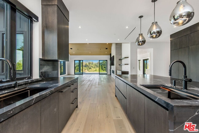 Building Photo - 5625 Penland Rd