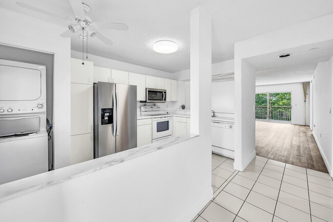 Building Photo - 9580 Weldon Cir