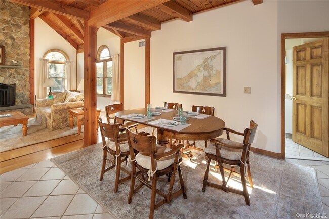 Building Photo - 48 Oakhurst Rd