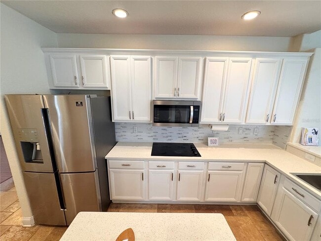 Building Photo - 27130 Firebush Dr