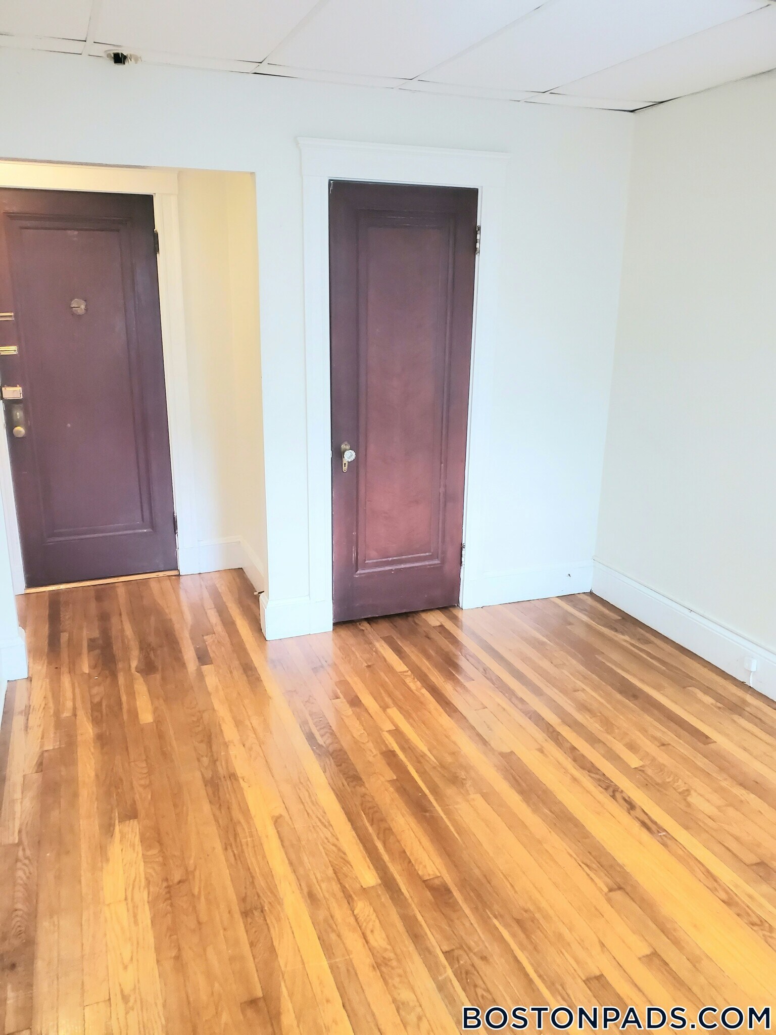 Building Photo - 53 Fellsway W