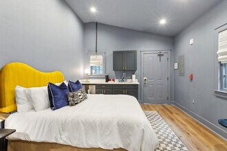 Building Photo - 1738 N Rampart St