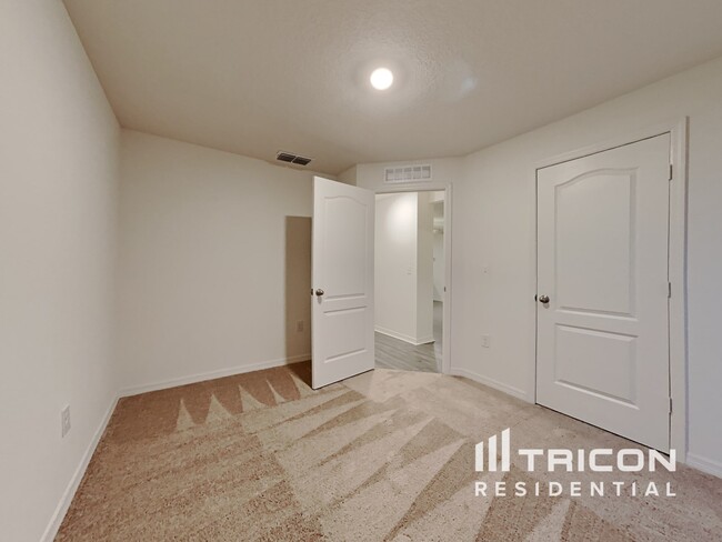 Building Photo - 4548 Breccia Ln