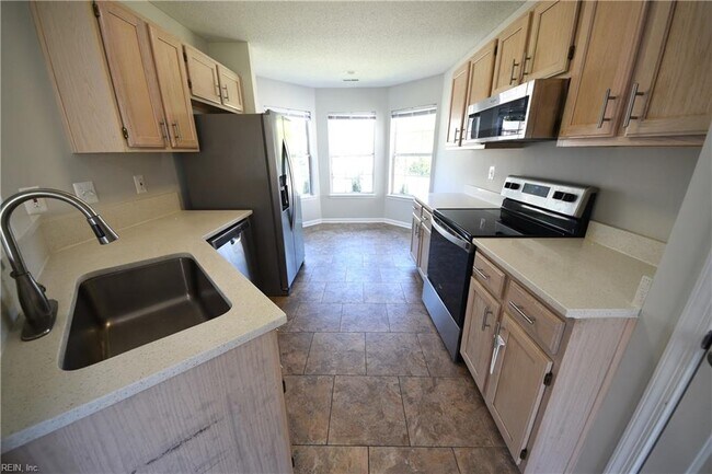 Building Photo - 102 Pelican Cove