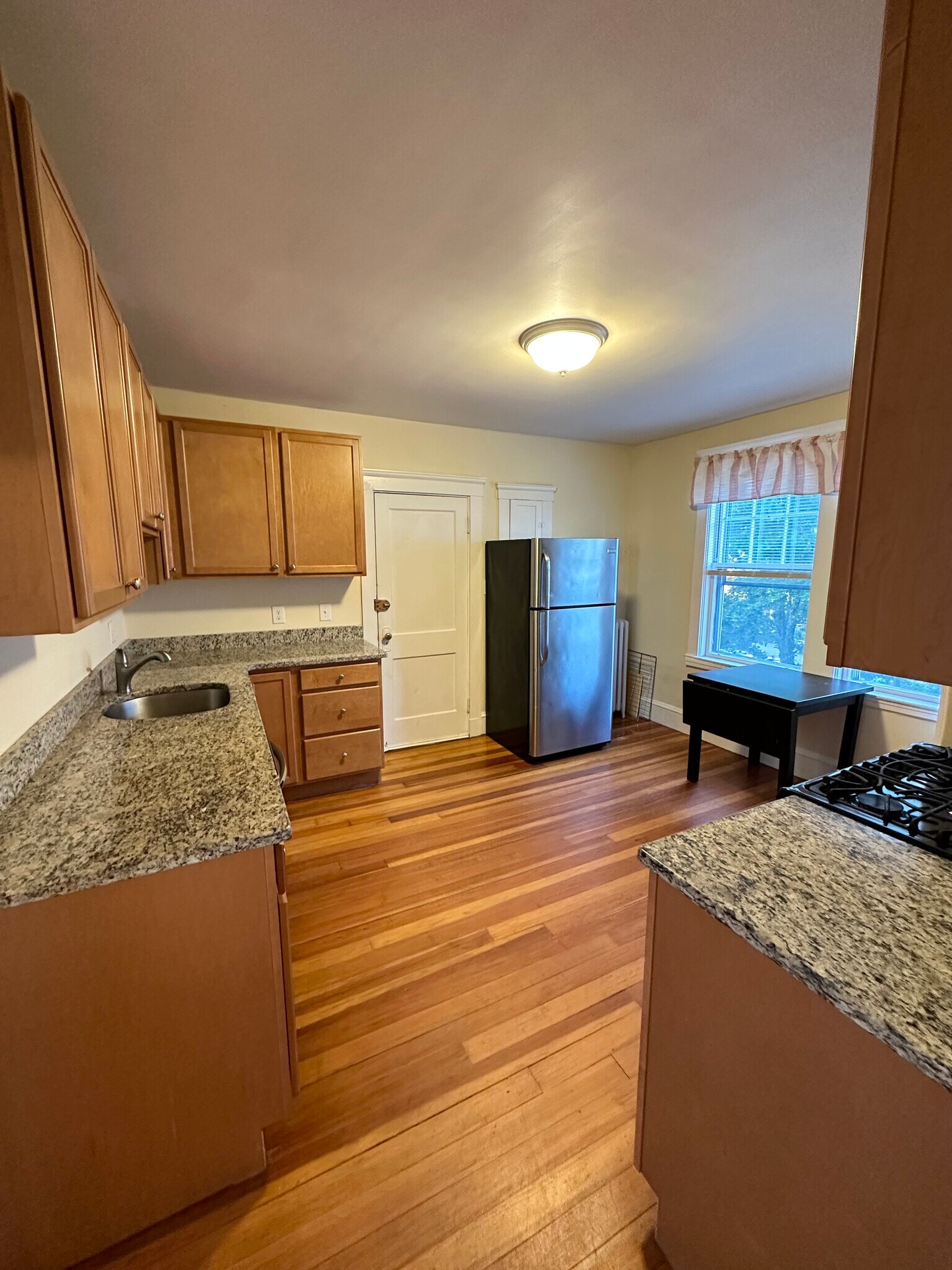 Building Photo - 7 Stedman St