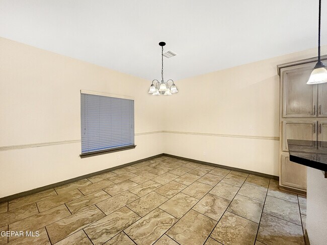 Building Photo - 13125 Lost Willow