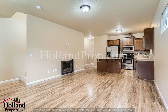 Building Photo - ***Large price drop plus Incentive on firs...