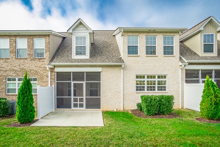 Building Photo - 208 Downton Ave