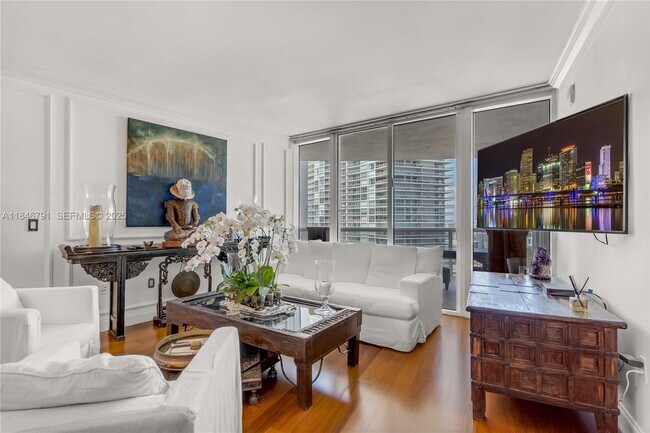 Building Photo - 400 Alton Rd