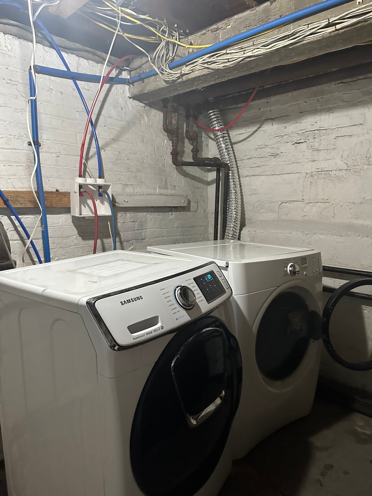 Building Photo - 286 Fulton Ave