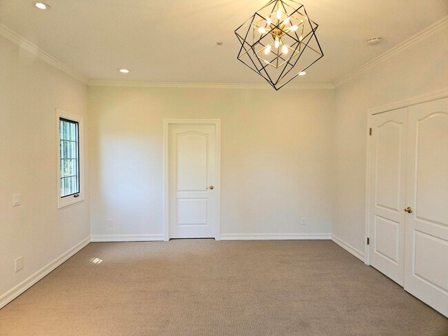 Building Photo - Coming Soon..... Stunning 4 Bed 3 Bath Naglee Park Home Nestled in a Quiet Cul-De-Sac