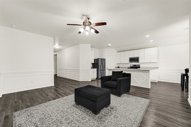 Building Photo - 3022 Sandpiper Dr