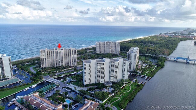 Building Photo - 4301 N Ocean Blvd