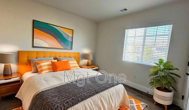 Building Photo - 1784 Julie Dr