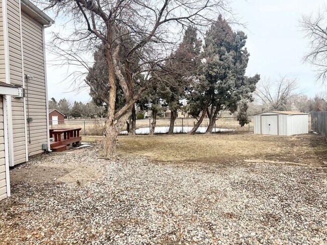 Building Photo - Beautifully Updated Modern Farmhouse 3 bed...