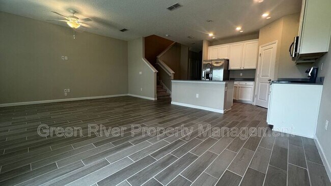 Building Photo - 10361 Benson Lake Dr