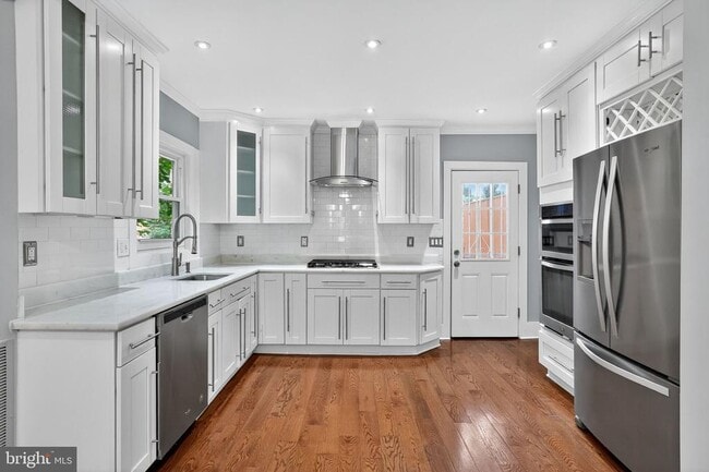 Building Photo - 1959 H St NE