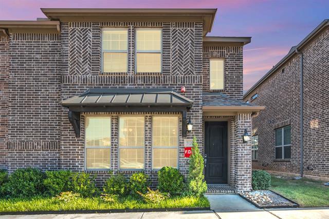Building Photo - 910 Estelle Dr