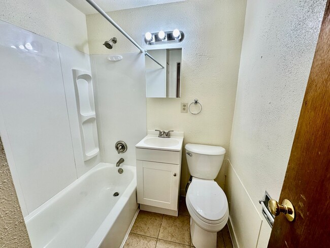 Building Photo - 1701 E Olympic Ave