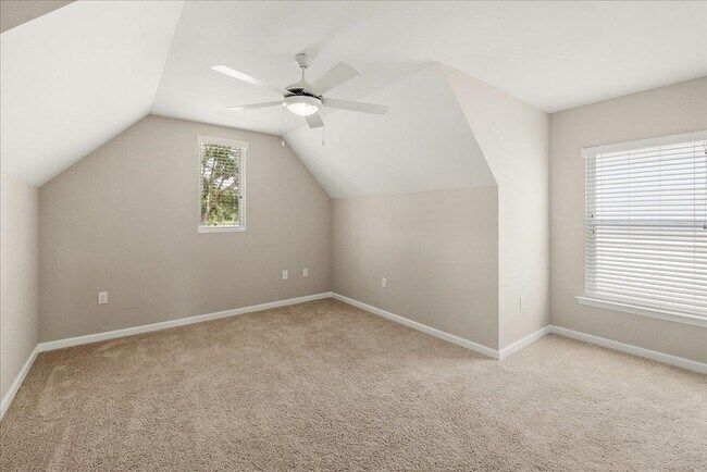 Building Photo - 2844 Blue Blossom Trail