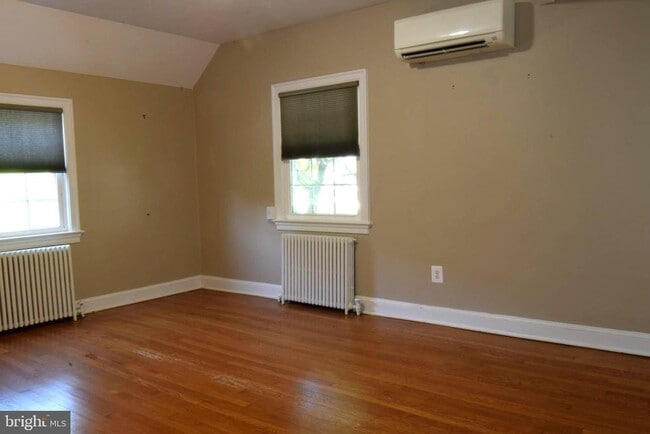 Building Photo - 4130 Leland St